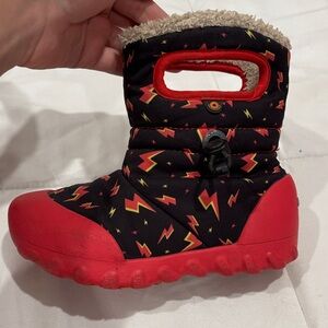 Bogs Kids hot Pink and Black Lightning Boots